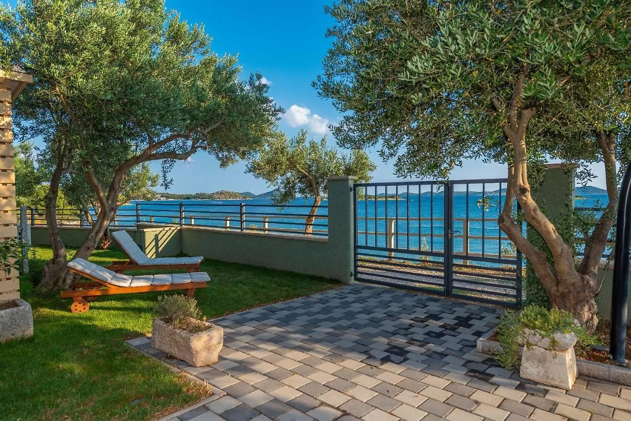 Mobile Home Pecten Exclusive 1 Pakostane 0*,  Croatia