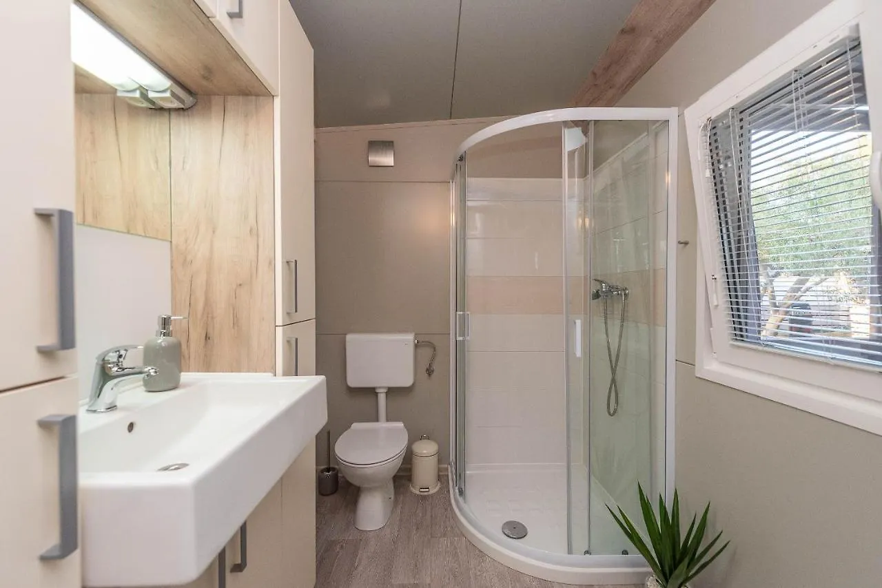 Mobile Home Pecten Exclusive 1 Pakostane 0*,  Croatia